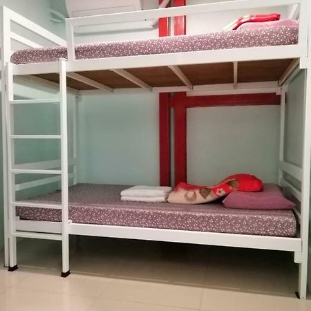 My Little Home Hostel Bangkok Dış mekan fotoğraf